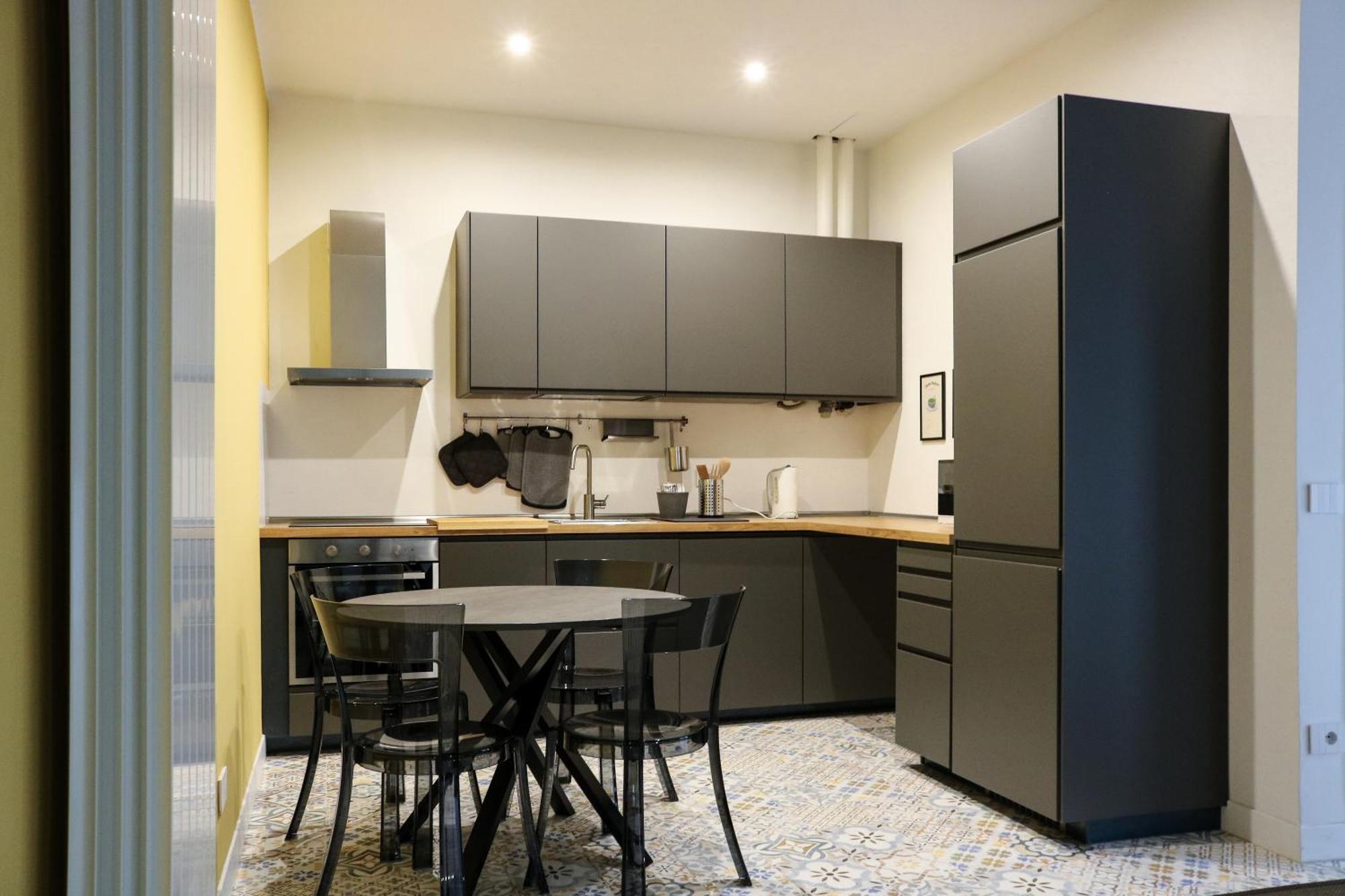 Rrrapido Apartment In Corso San Gottardo - 4 People Milan Bagian luar foto