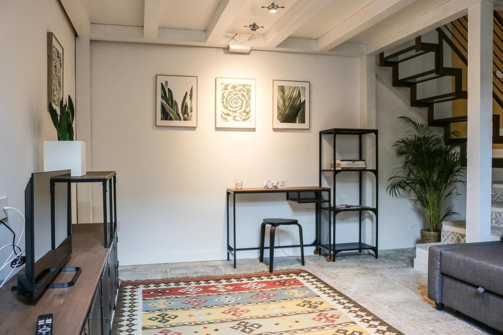 Rrrapido Apartment In Corso San Gottardo - 4 People Milan Bagian luar foto
